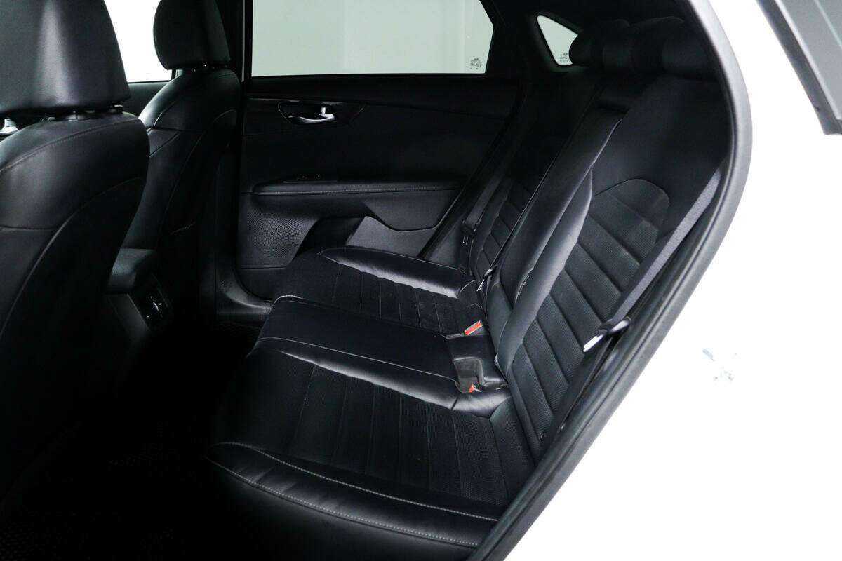 Kia Cerato, 2020 Фото №12