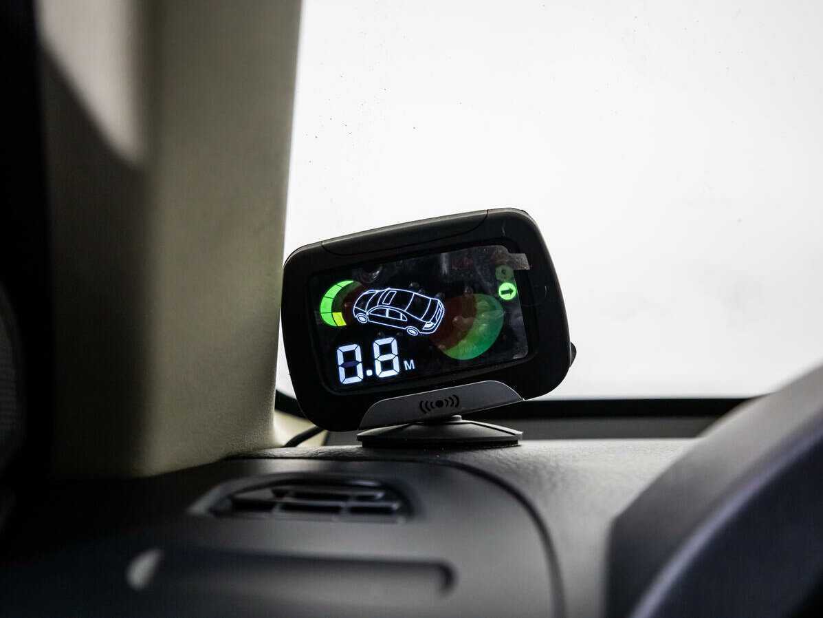 Mitsubishi Pajero, 2015 Фото №14