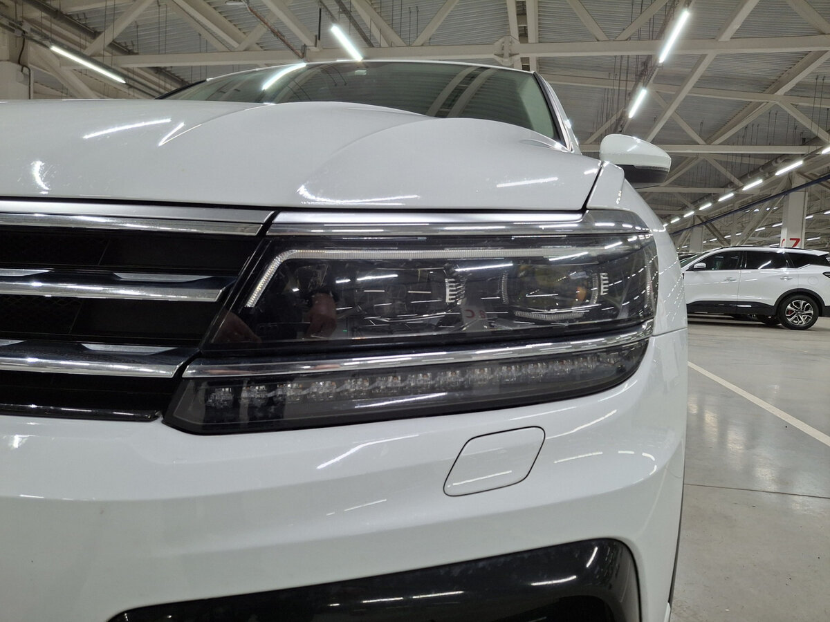 Volkswagen Tiguan II, 2020 Фото №17