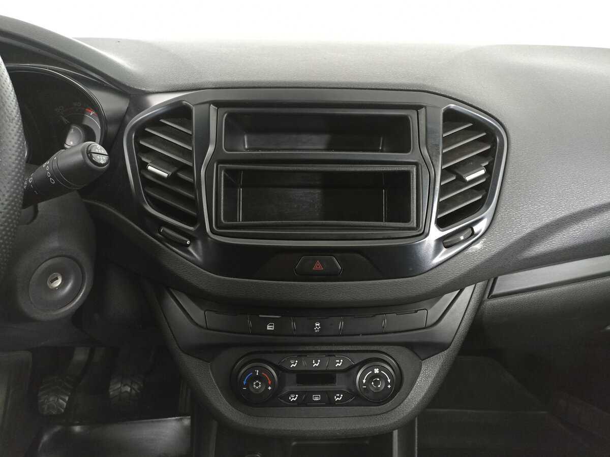 Lada (ВАЗ) Vesta, 2017 Фото №14