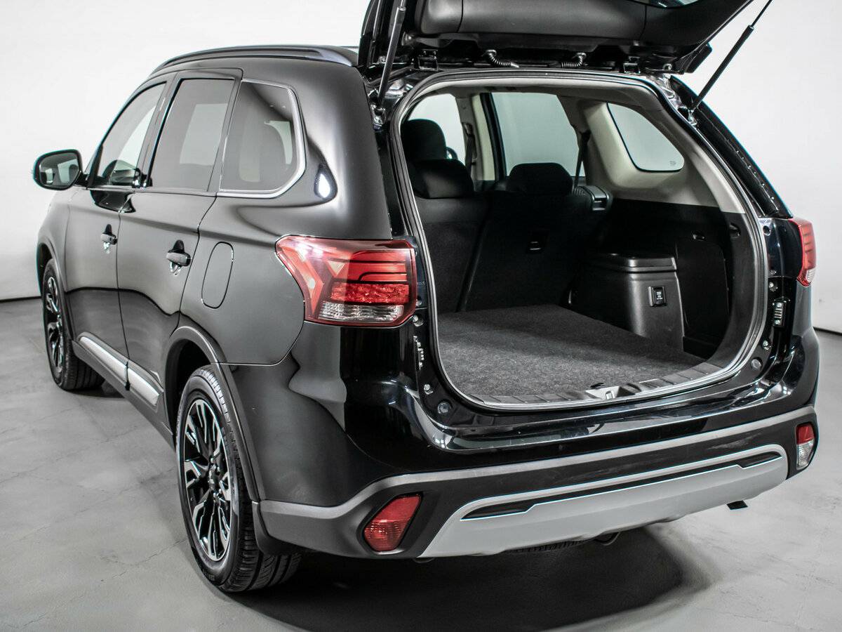 Mitsubishi Outlander III Рестайлинг 3, 2022 Фото №9