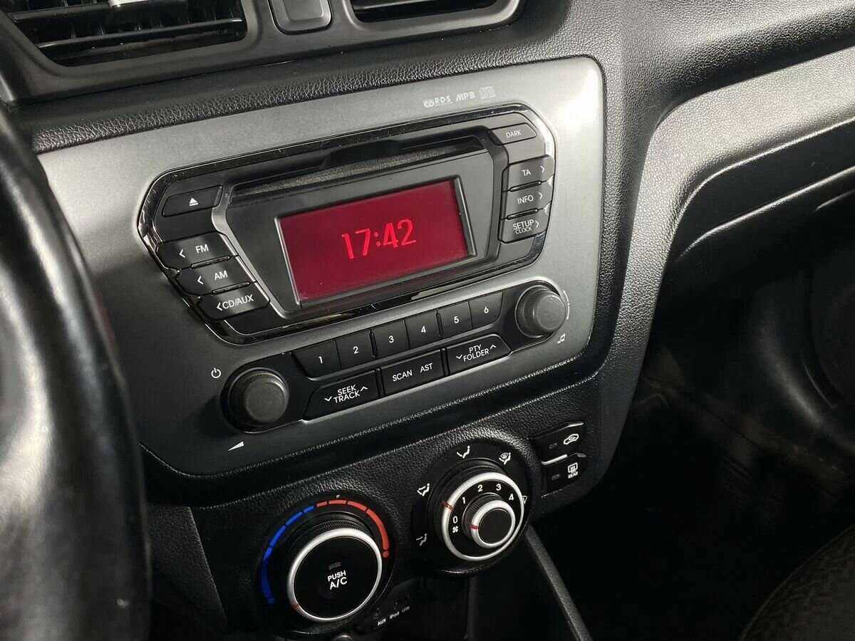 Kia Rio 4-speed, 2013 Фото №10