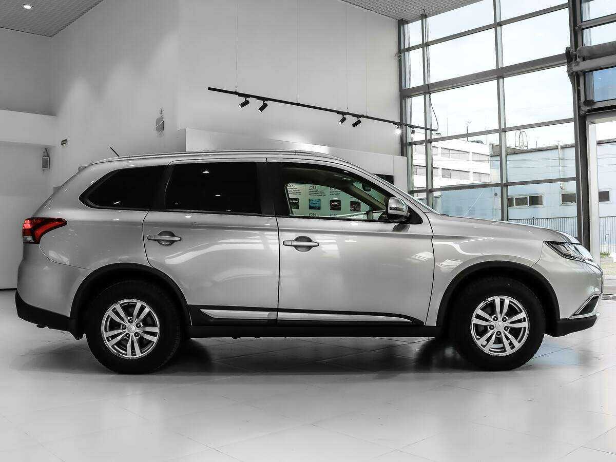 Mitsubishi Outlander, 2016 Фото №4