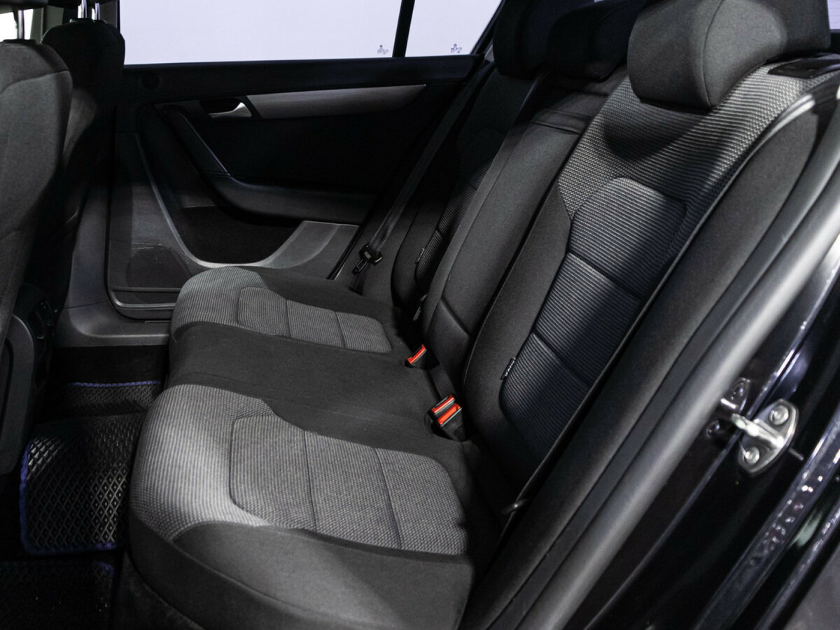 Volkswagen Passat B7, 2012 Фото №9