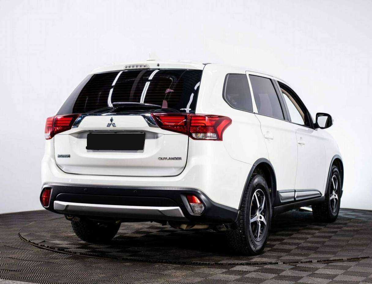 Mitsubishi Outlander, 2017 Фото №6