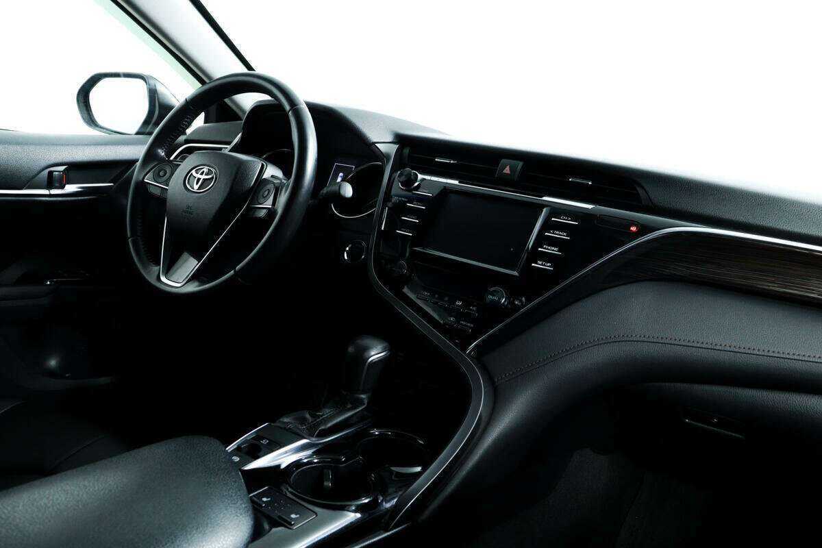 Toyota Camry, 2019 Фото №9