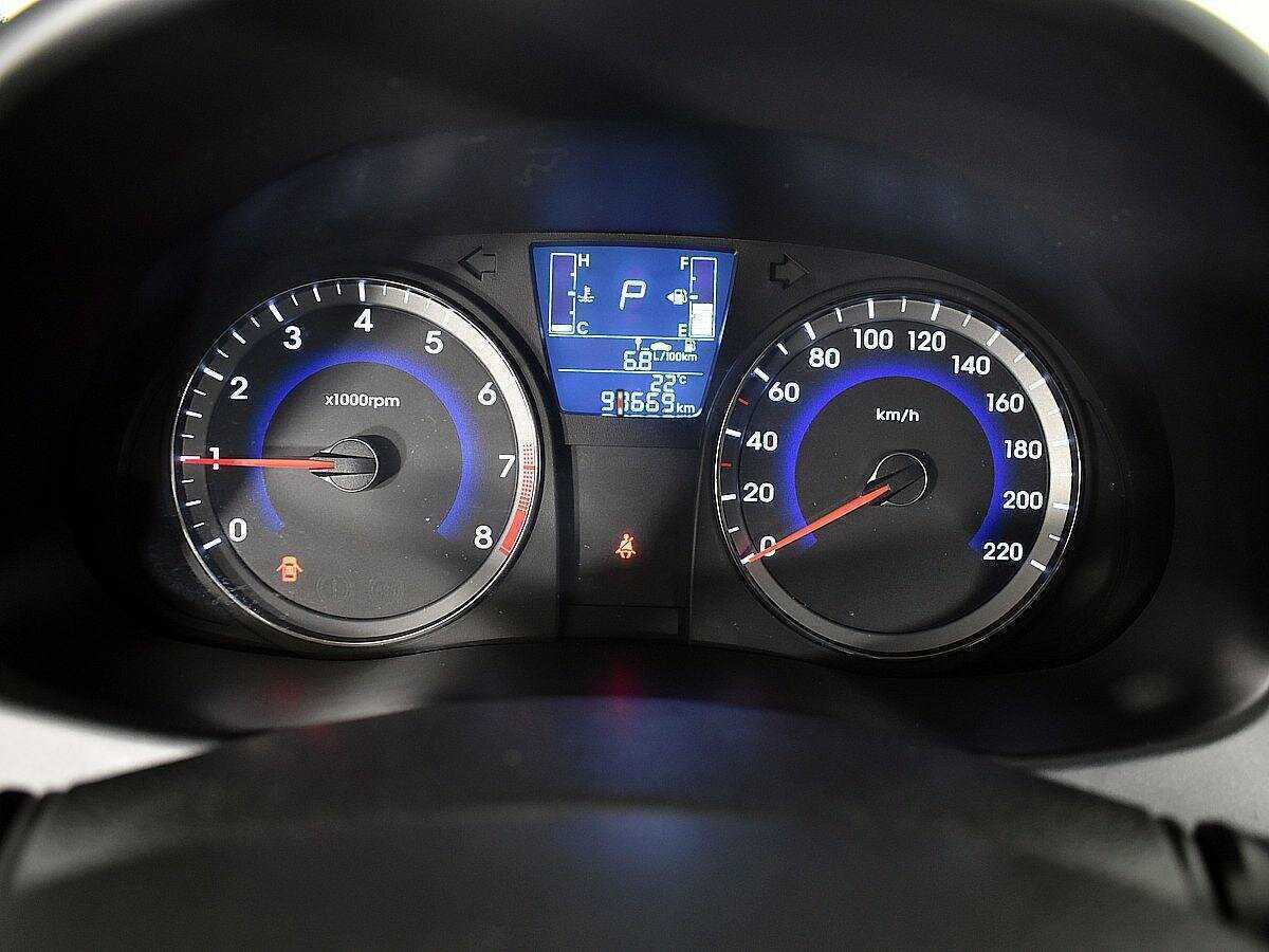 Hyundai Solaris, 2014 Фото №12