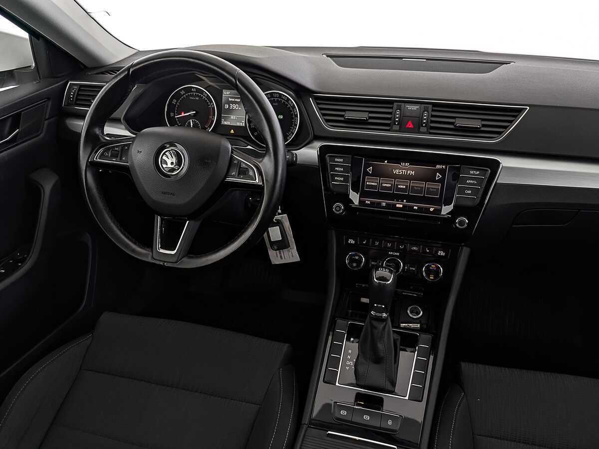 Skoda Superb, 2017 Фото №30