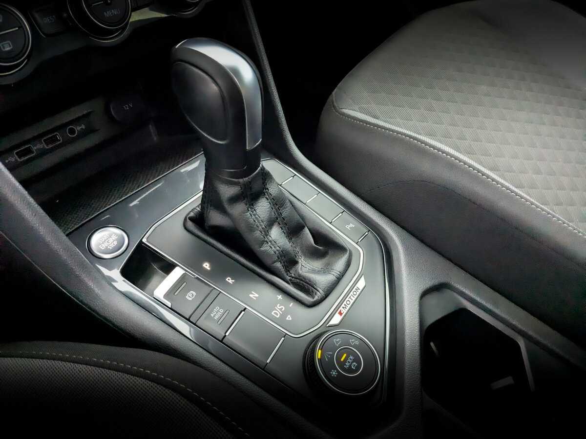 Volkswagen Tiguan, 2019 Фото №27