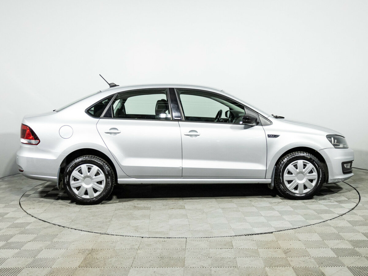 Volkswagen Polo V Рестайлинг, 2017 Фото №4