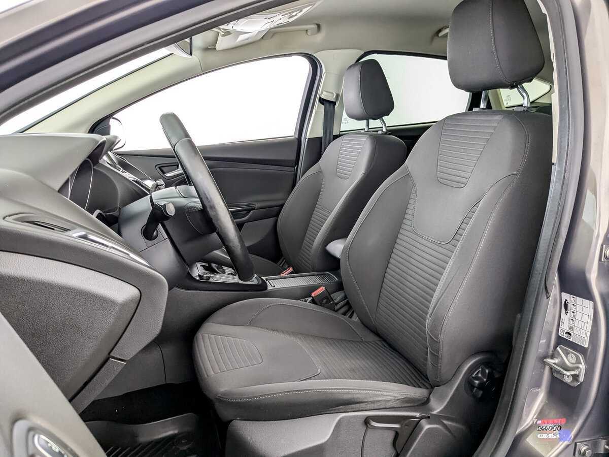 Ford Focus, 2018 Фото №15