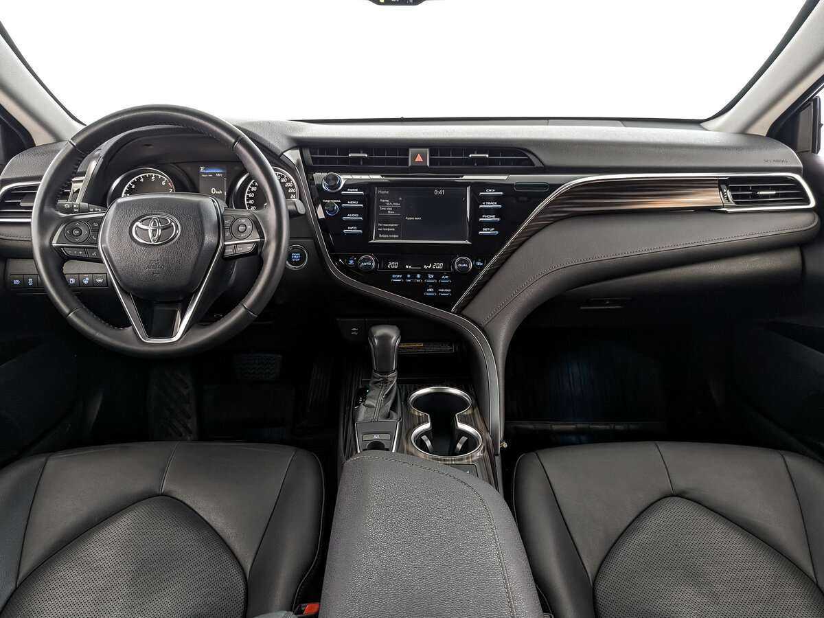 Toyota Camry, 2018 Фото №10