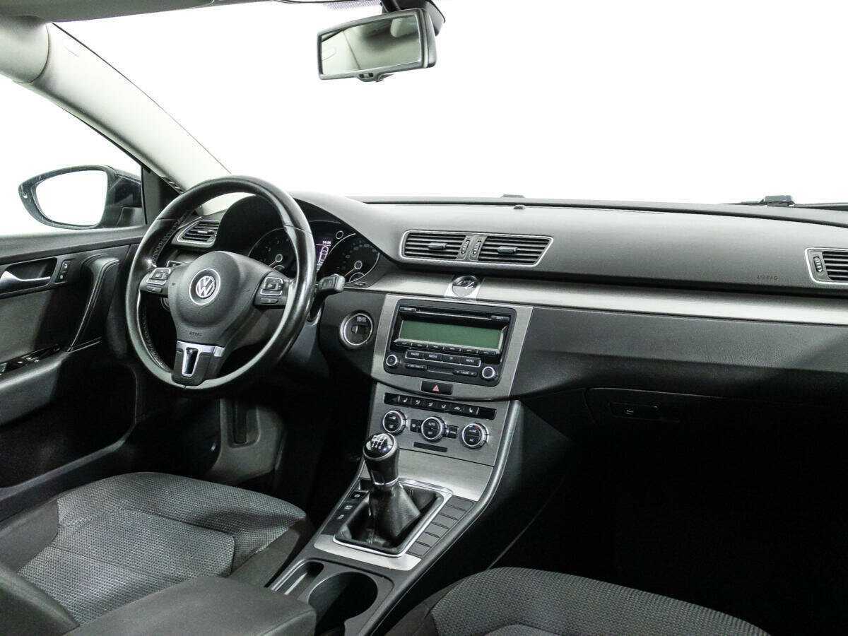 Volkswagen Passat, 2013 Фото №9