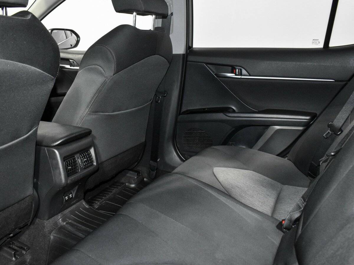 Toyota Camry, 2019 Фото №10