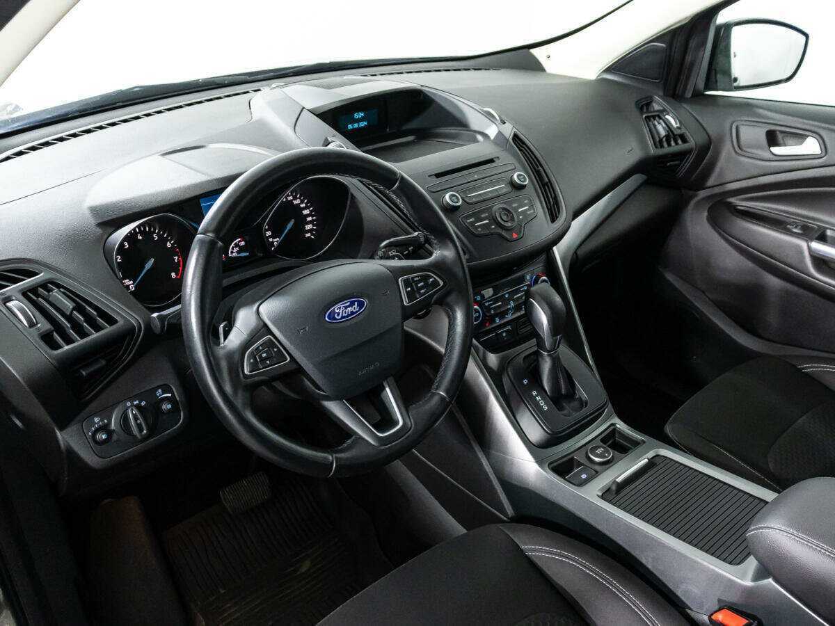 Ford Kuga, 2017 Фото №11
