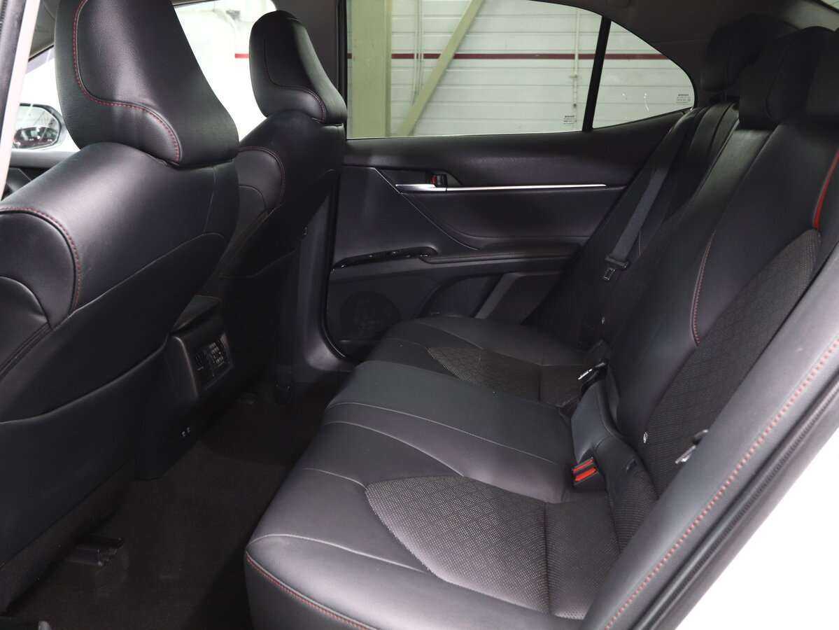 Toyota Camry, 2020 Фото №10