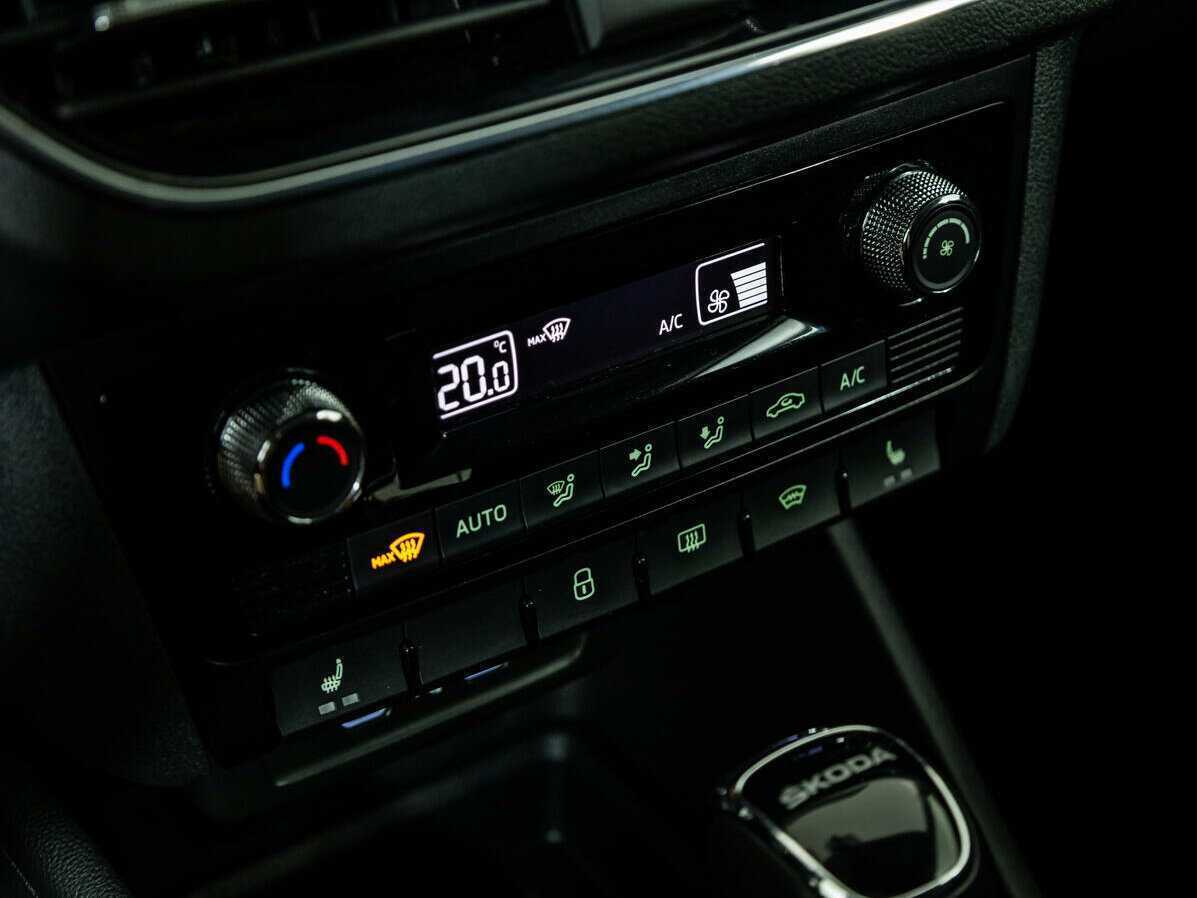 Skoda Rapid, 2020 Фото №17