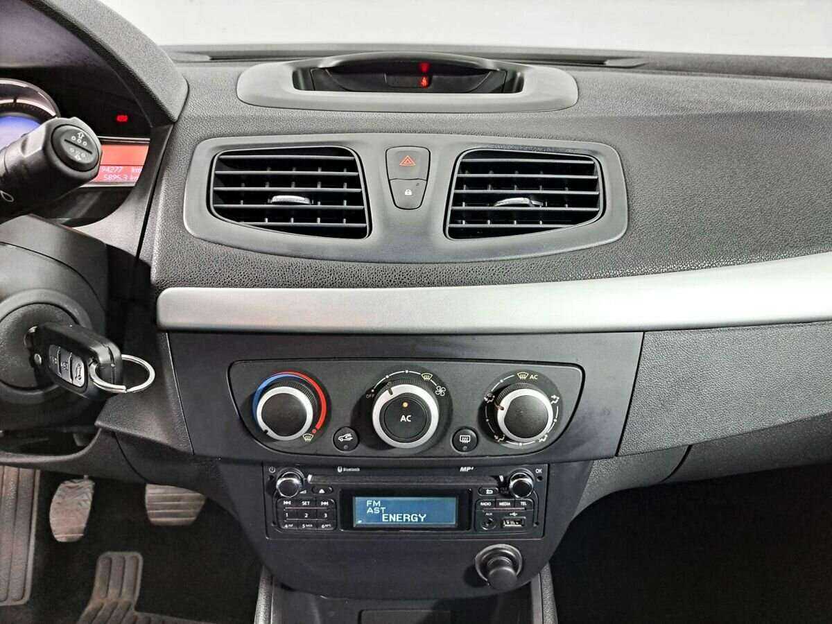 Renault Megane, 2013 Фото №13