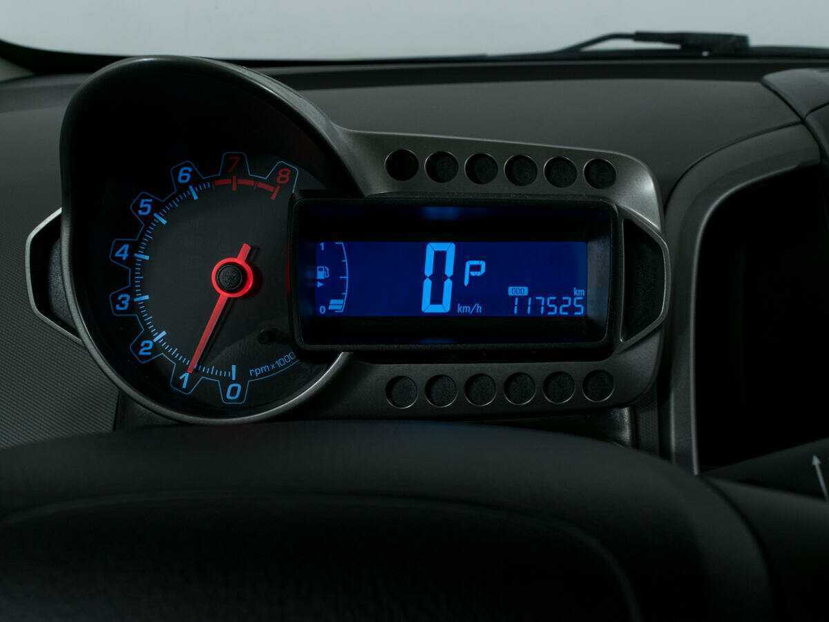 Chevrolet Aveo, 2012 Фото №12