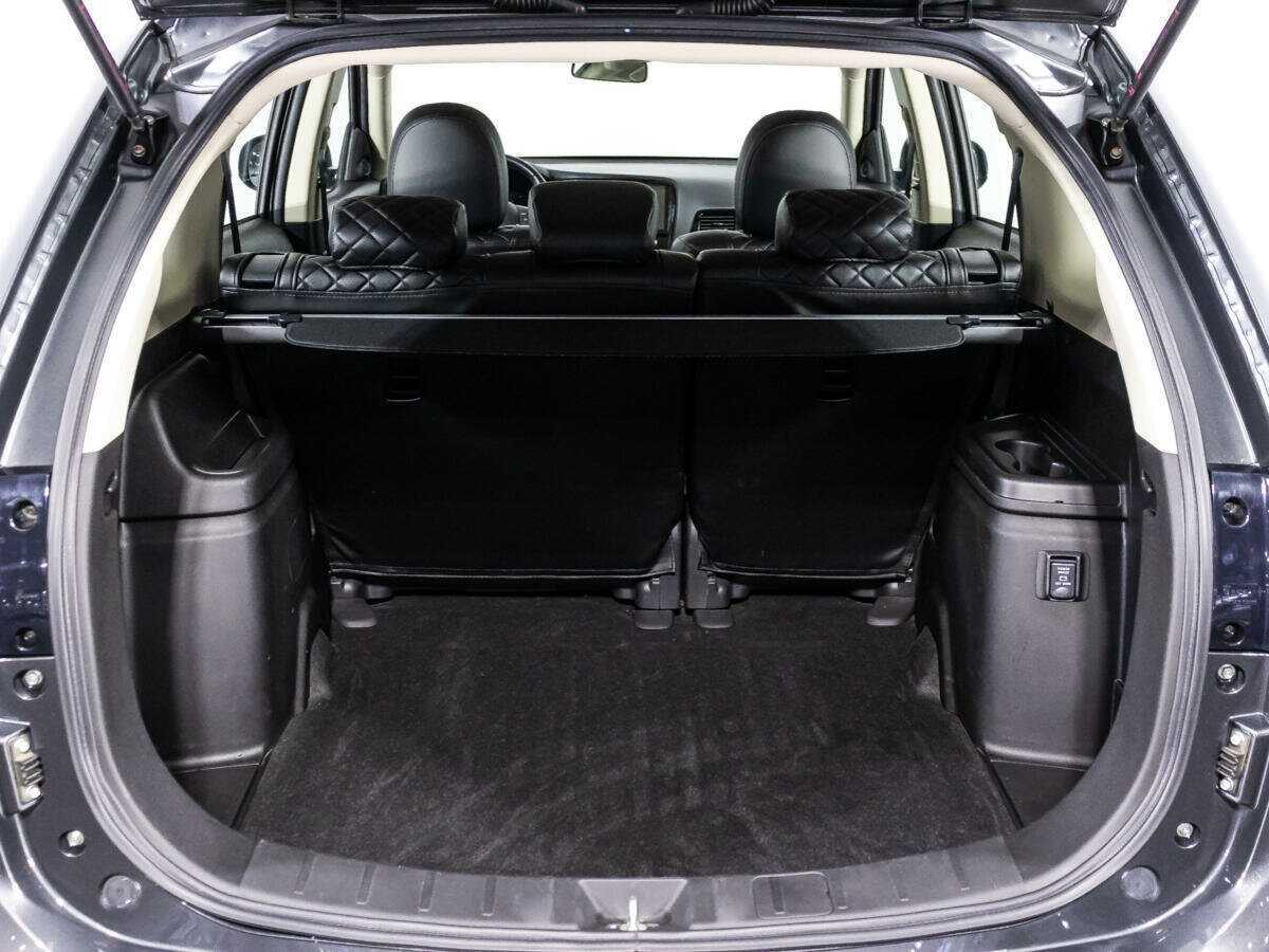 Mitsubishi Outlander, 2021 Фото №12