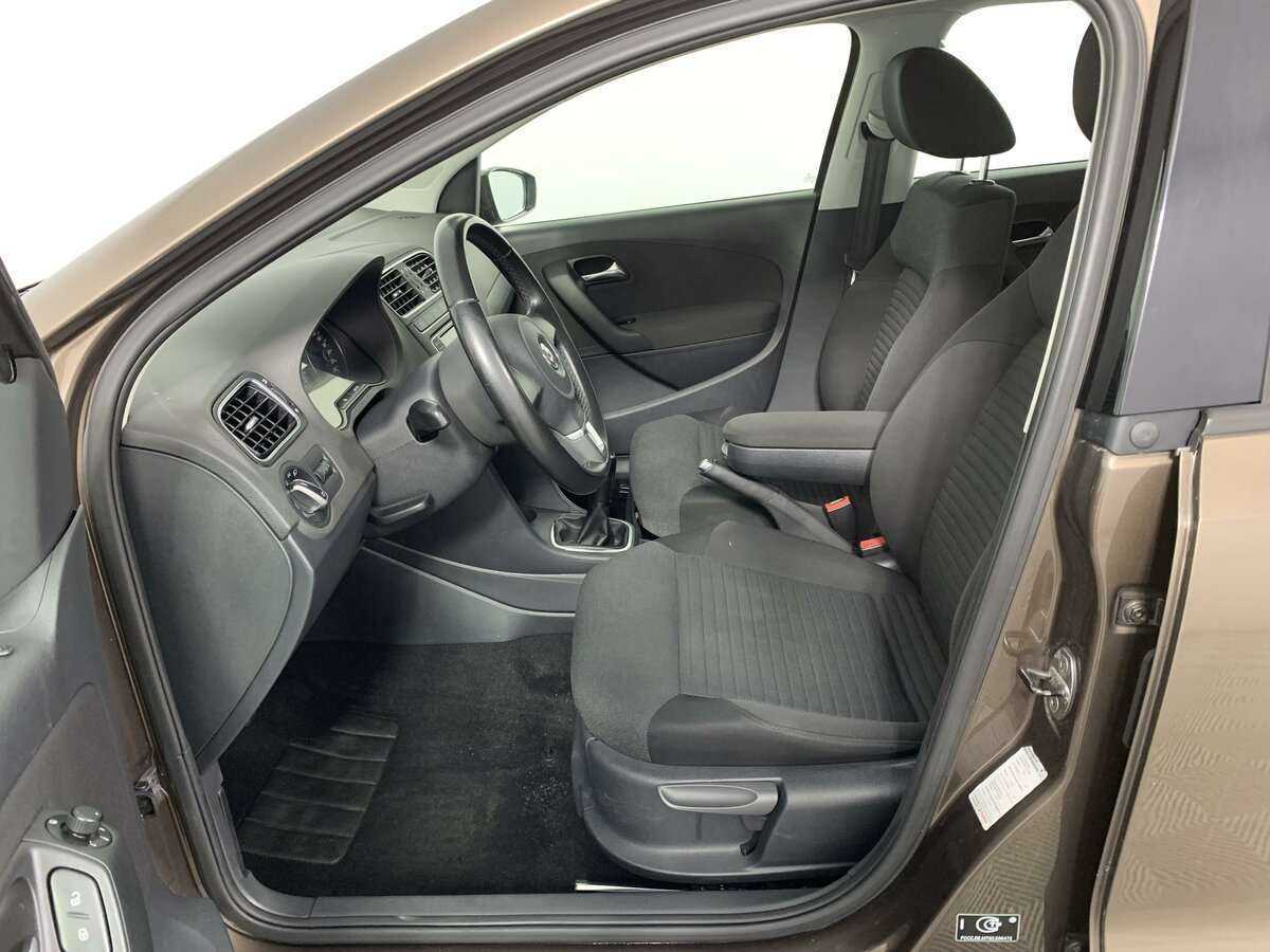 Volkswagen Polo, 2012 Фото №14