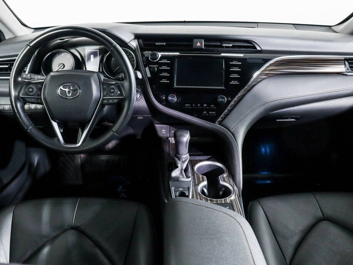 Toyota Camry, 2021 Фото №12