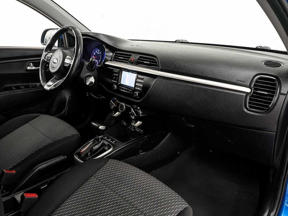Kia Rio X-Line, 2020 Фото №12