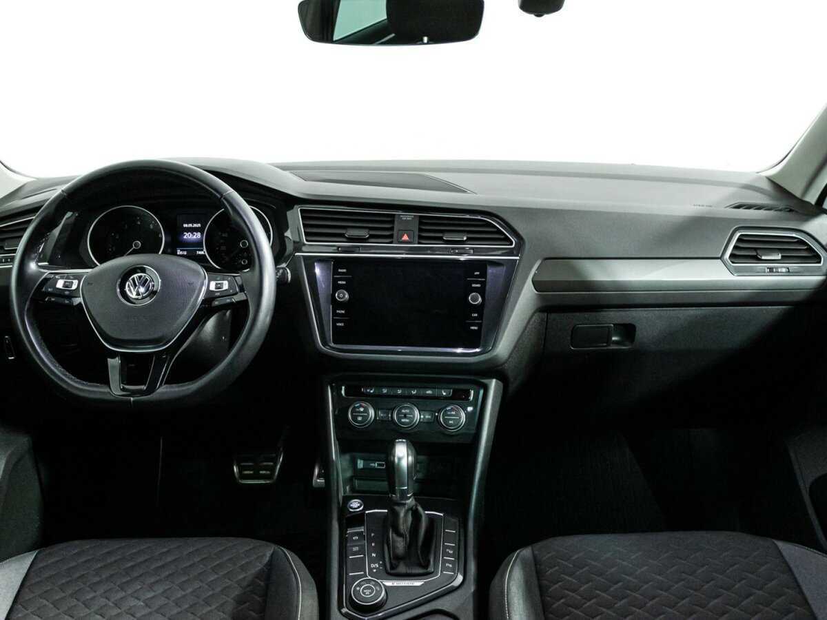 Volkswagen Tiguan, 2018 Фото №13