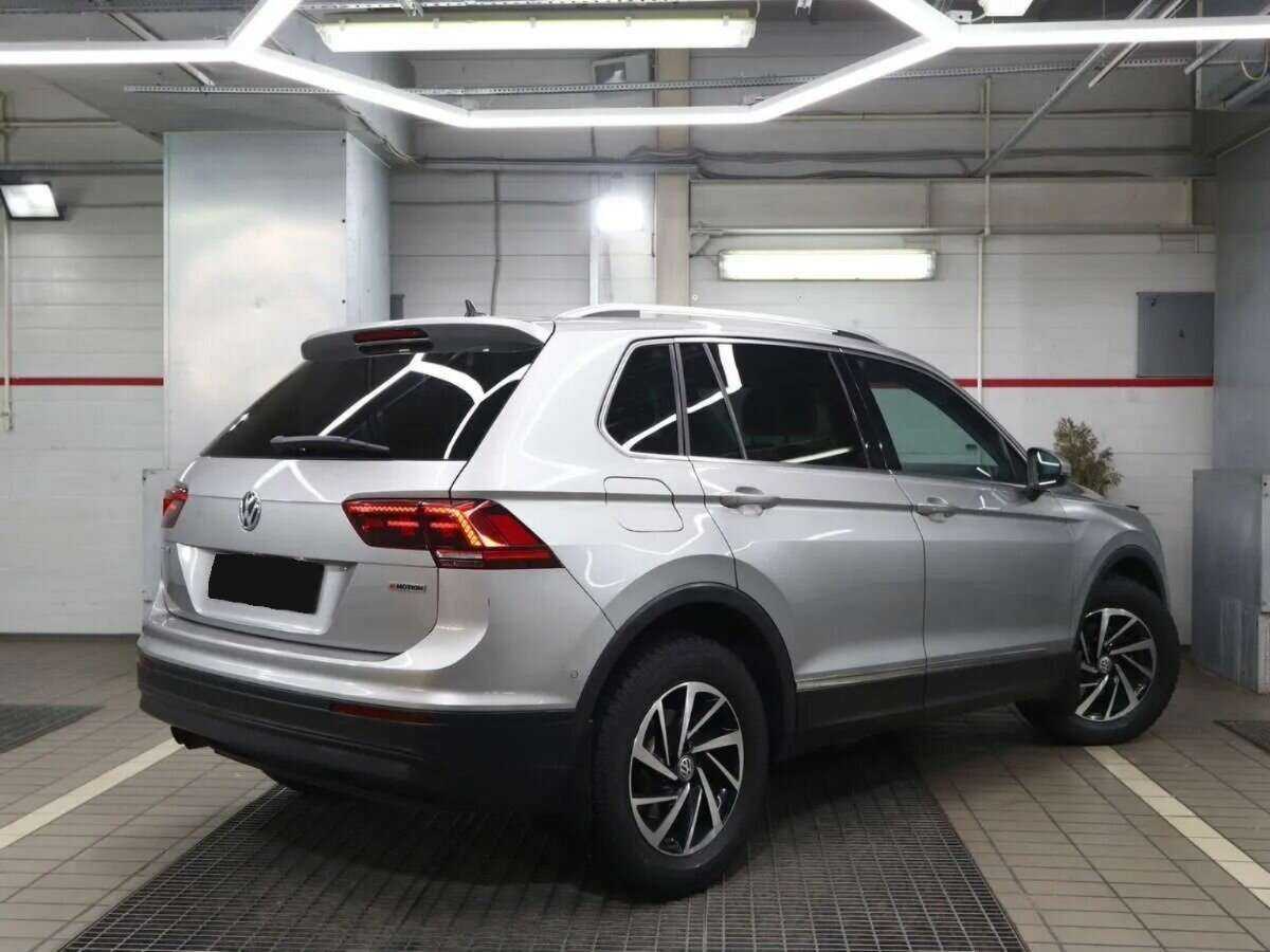 Volkswagen Tiguan, 2018 Фото №2