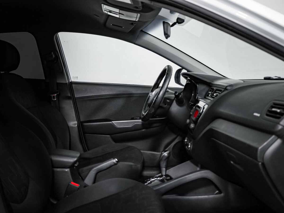 Kia Rio 4-speed III, 2013 Фото №20
