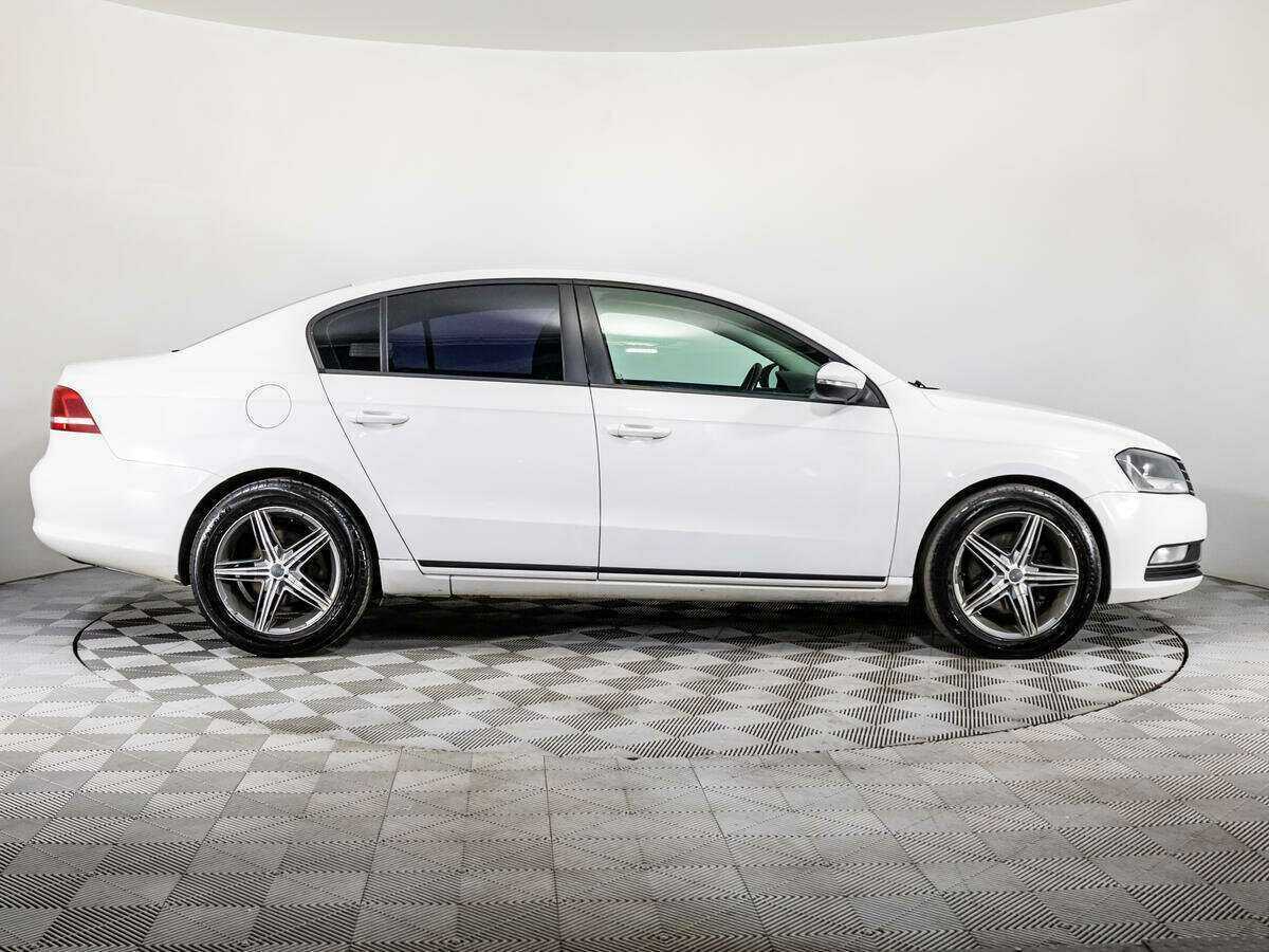 Volkswagen Passat, 2012 Фото №4