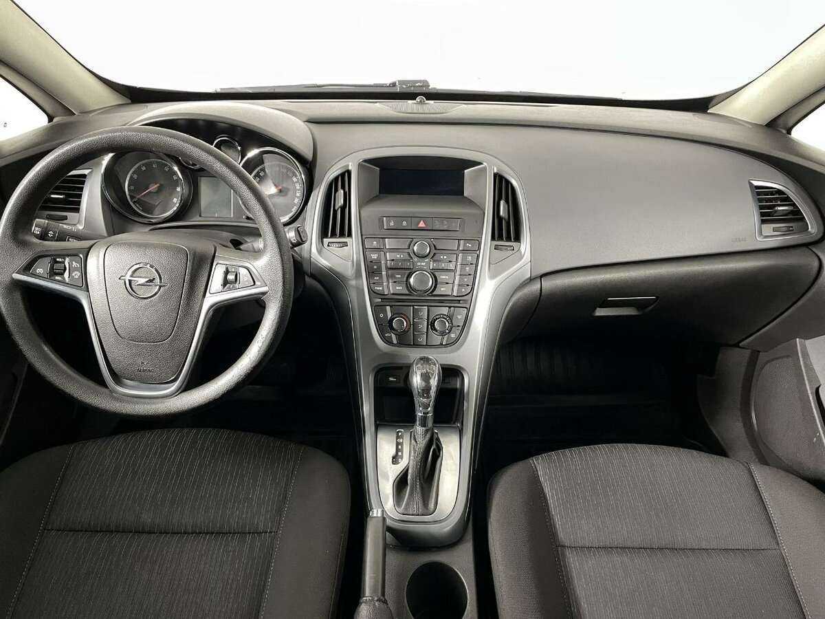 Opel Astra GTC, 2013 Фото №7