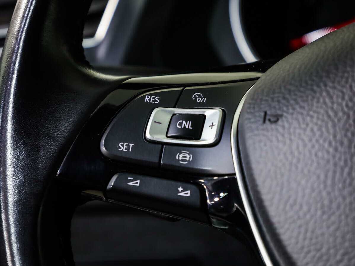 Volkswagen Tiguan, 2019 Фото №19