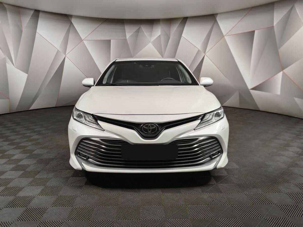 Toyota Camry, 2020 Фото №7