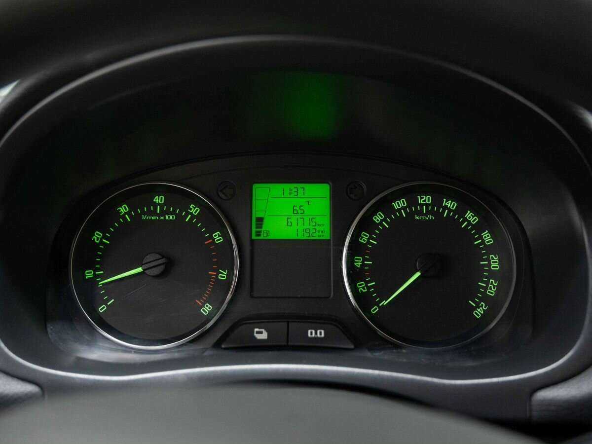 Skoda Fabia, 2012 Фото №15