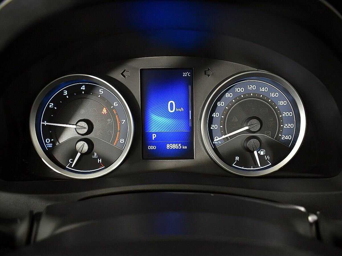 Toyota Corolla, 2017 Фото №12