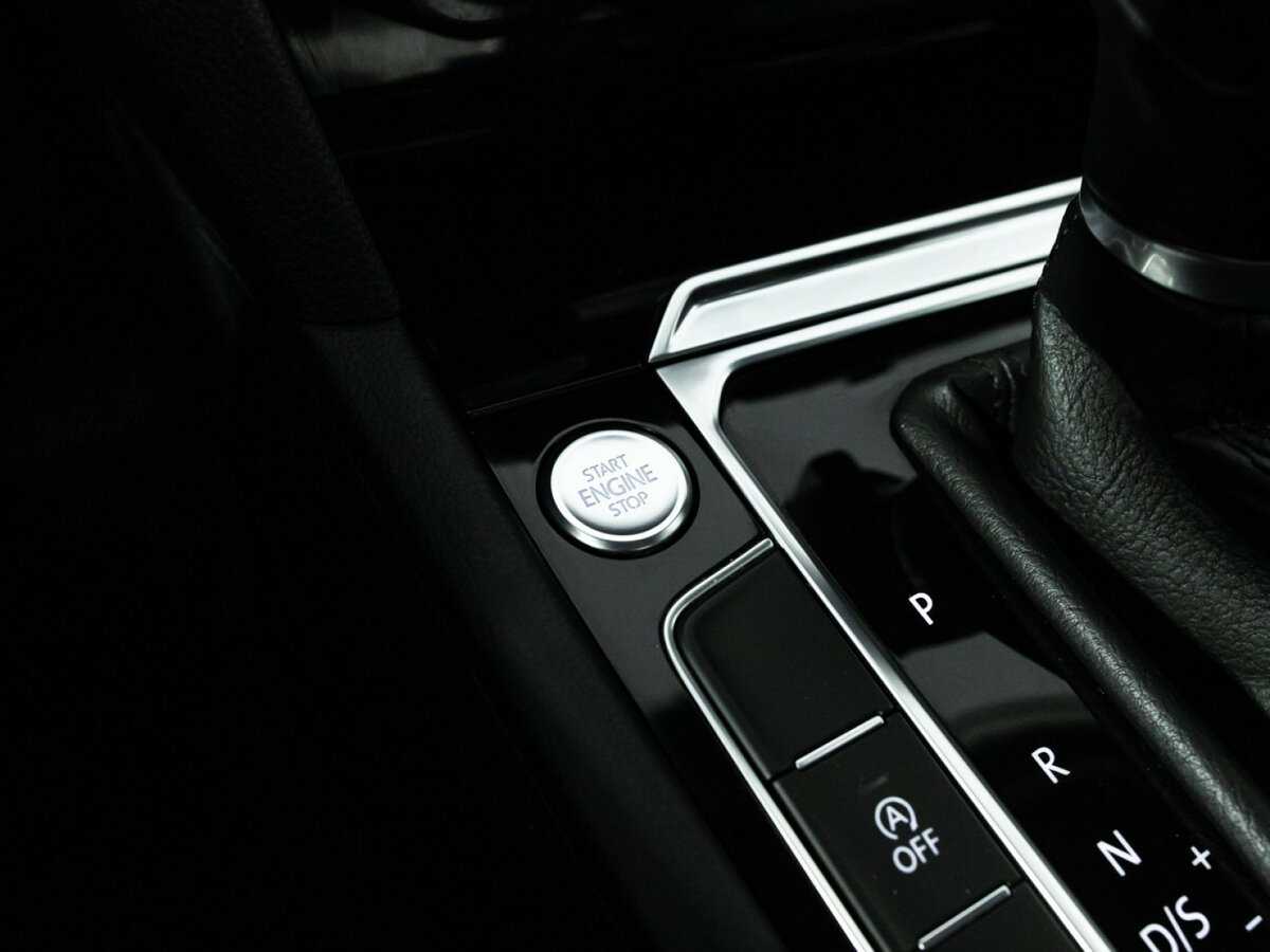 Volkswagen Passat, 2017 Фото №19