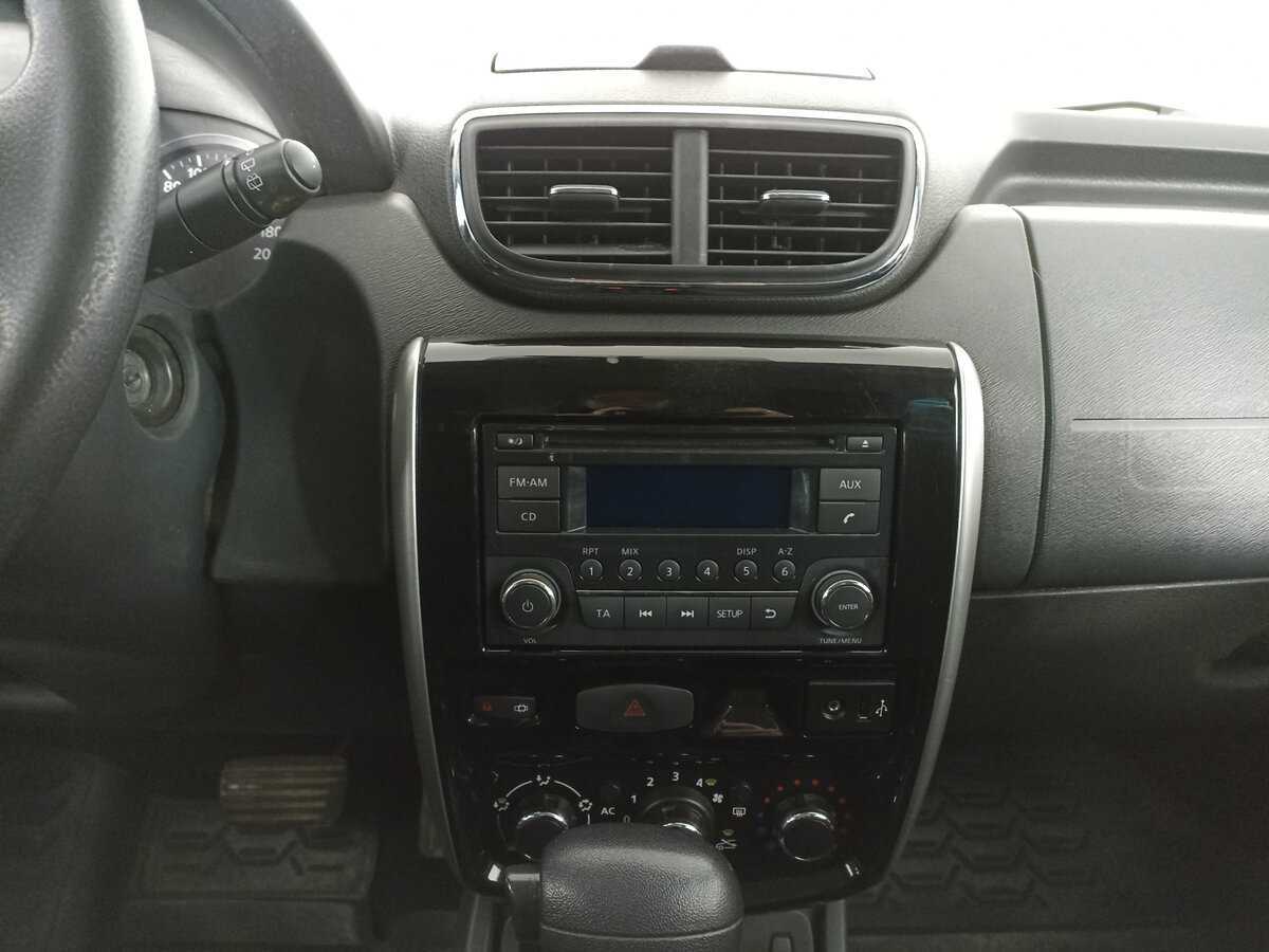 Nissan Terrano, 2015 Фото №13