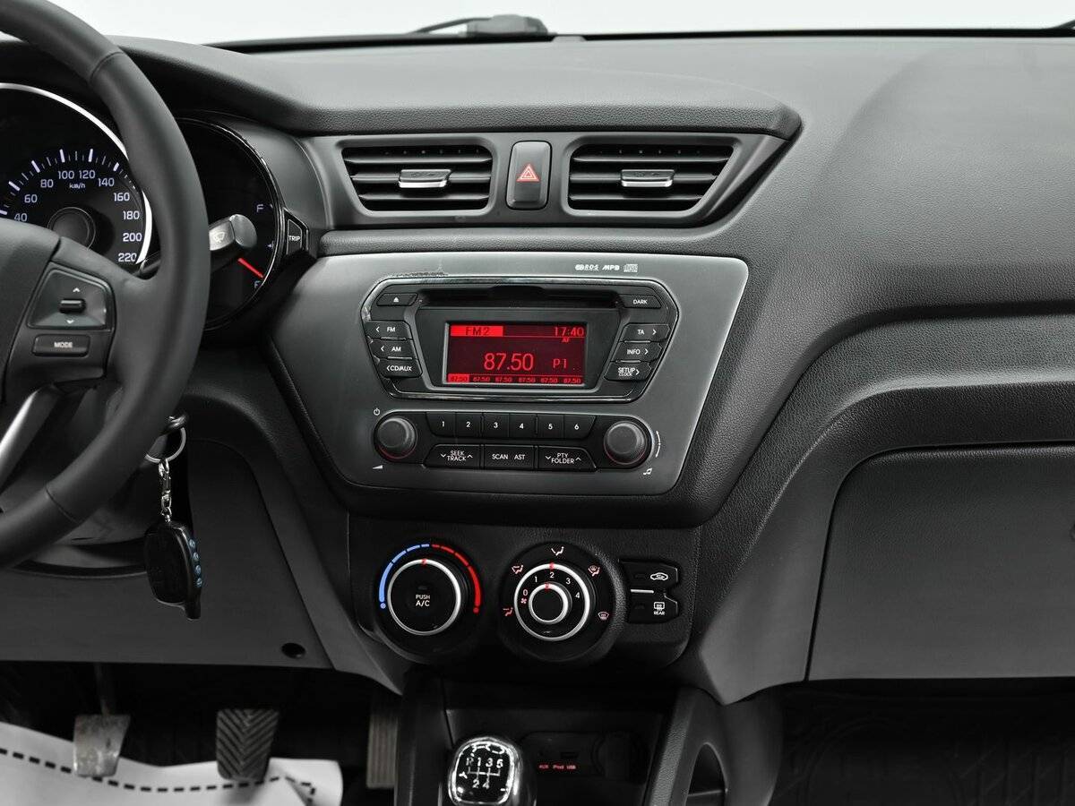Kia Rio, 2013 Фото №10