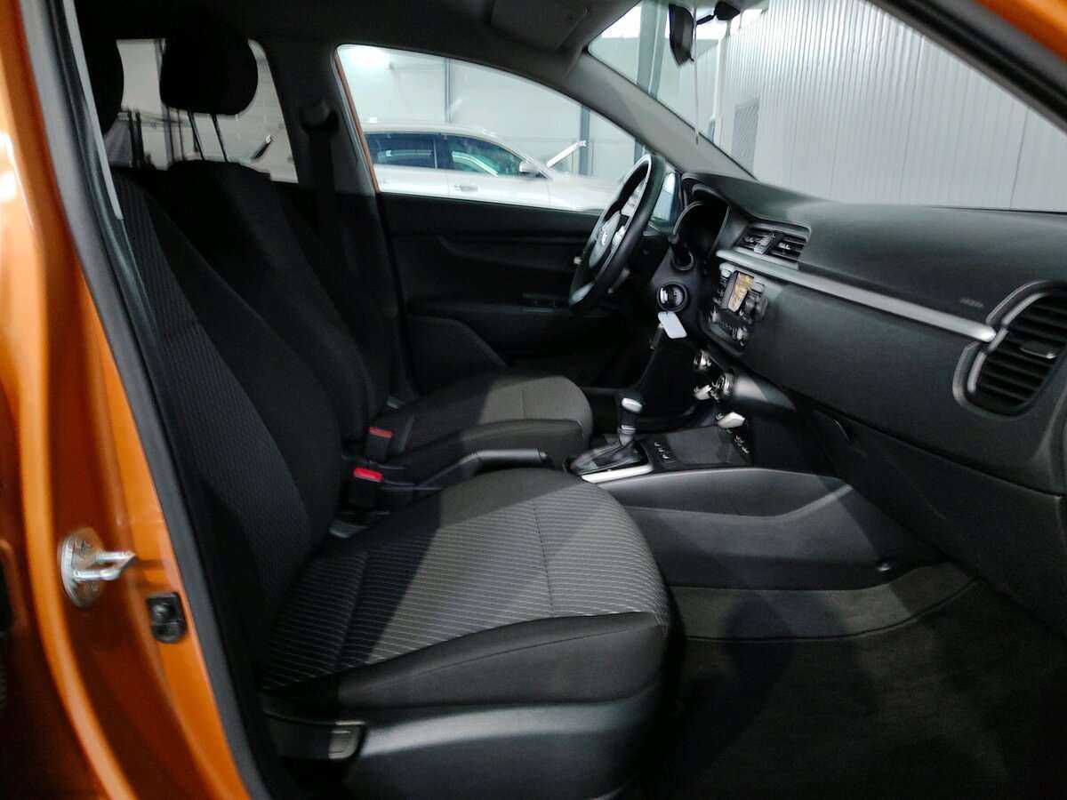 Kia Rio X-Line, 2019 Фото №14