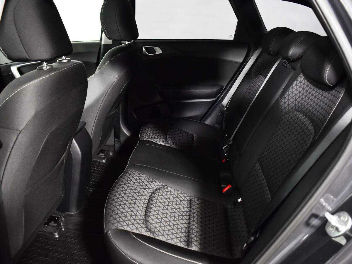 Kia Ceed, 2021 Фото №10