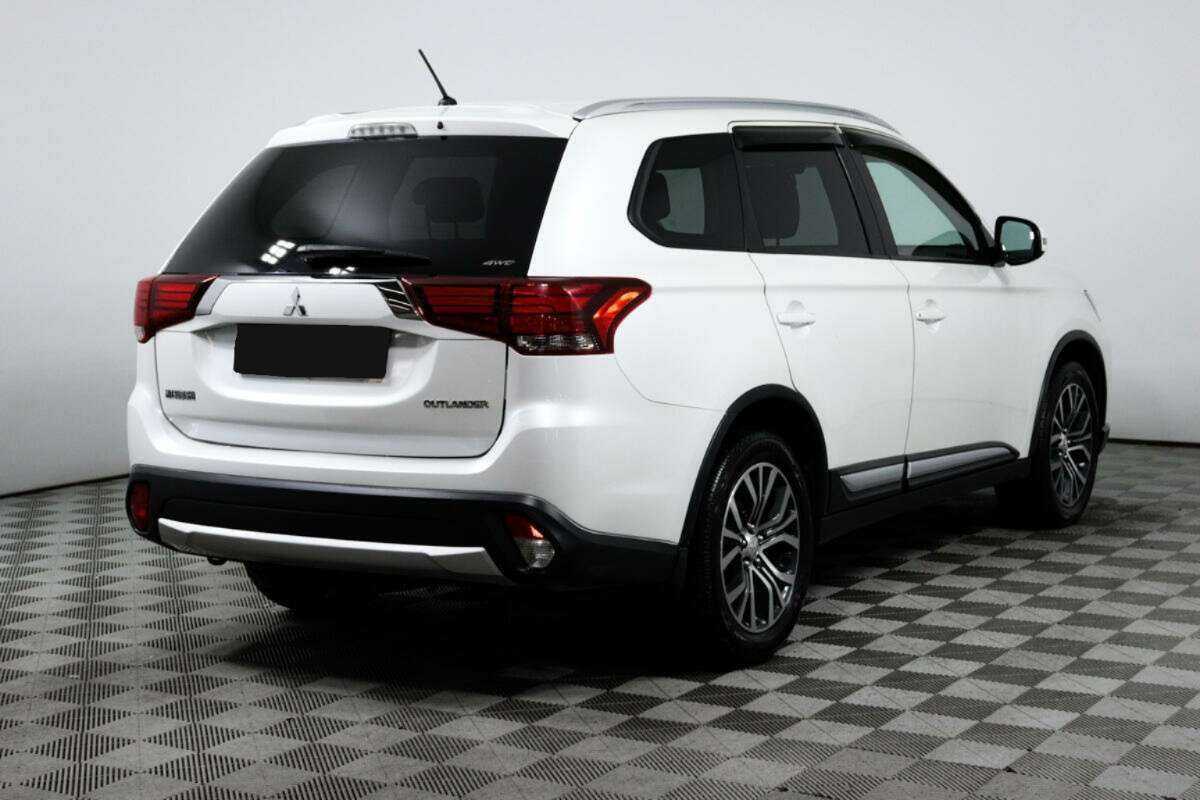Mitsubishi Outlander, 2015 Фото №5