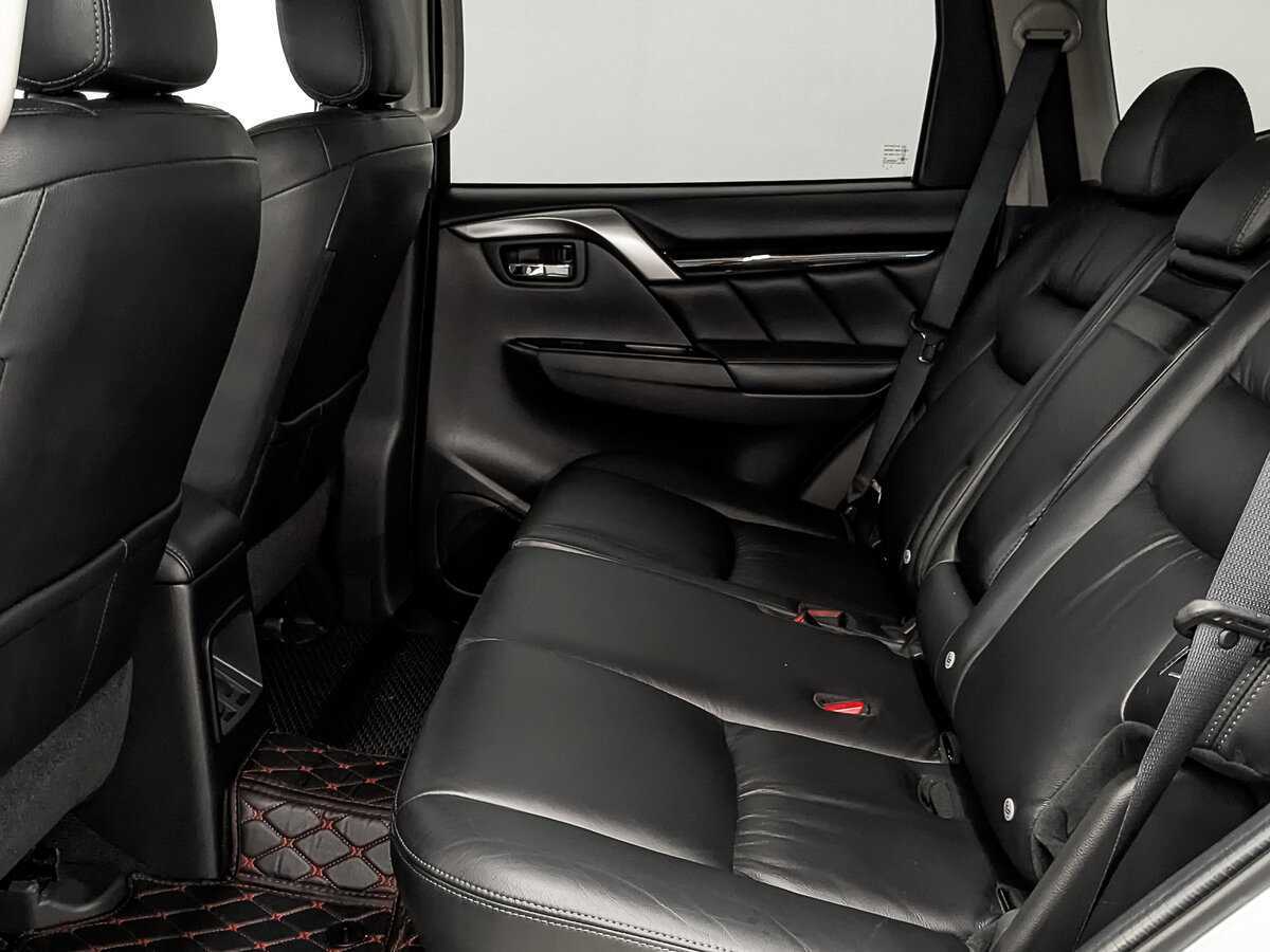 Mitsubishi Pajero Sport, 2020 Фото №18