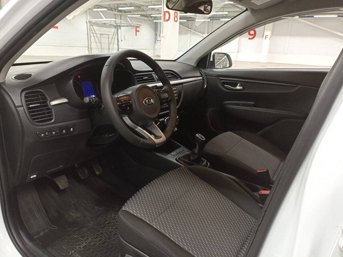 Kia Rio, 2019 Фото №16