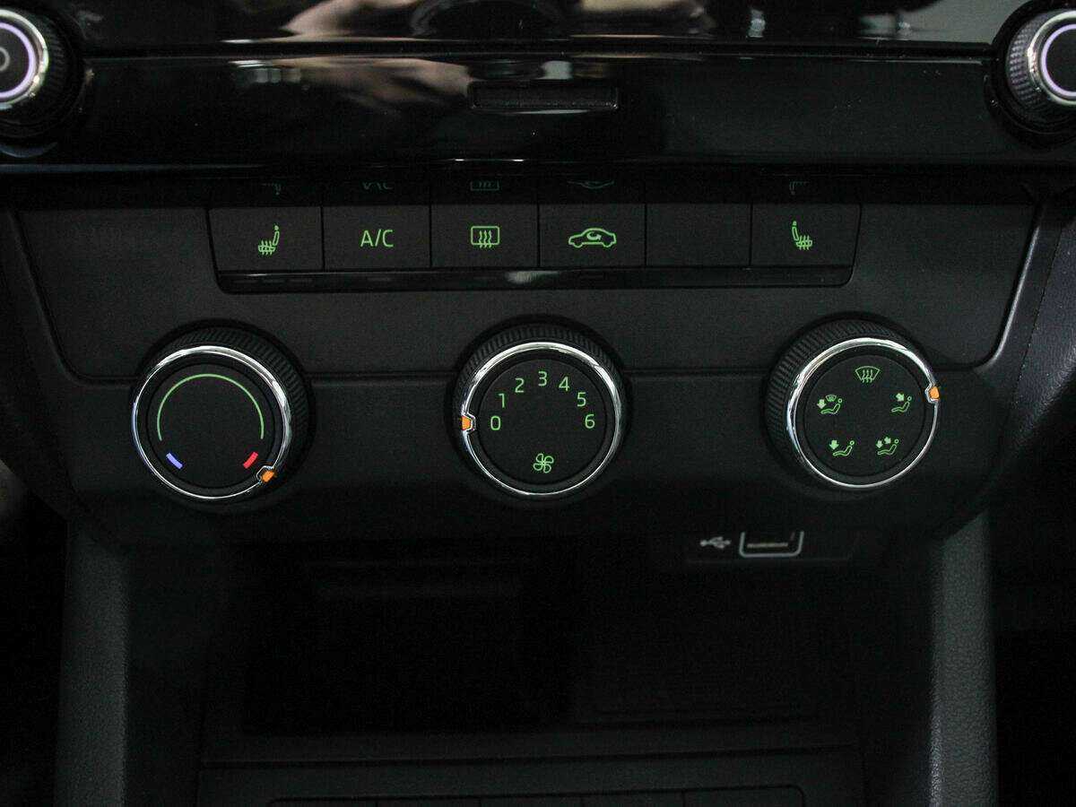 Skoda Octavia, 2018 Фото №14