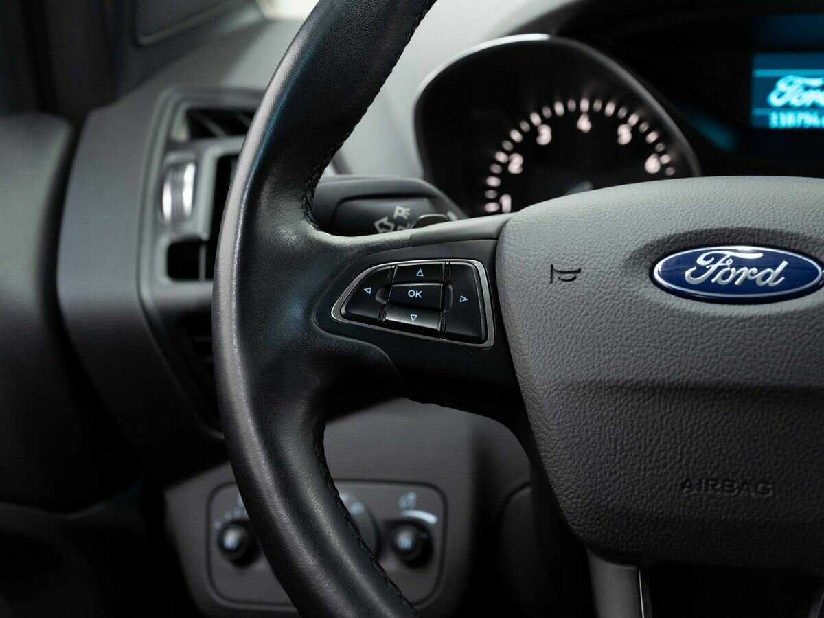 Ford Kuga, 2017 Фото №17