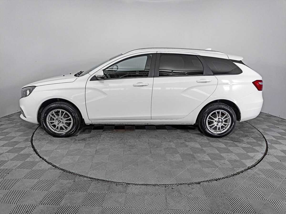 Lada (ВАЗ) Vesta SW, 2021 Фото №8