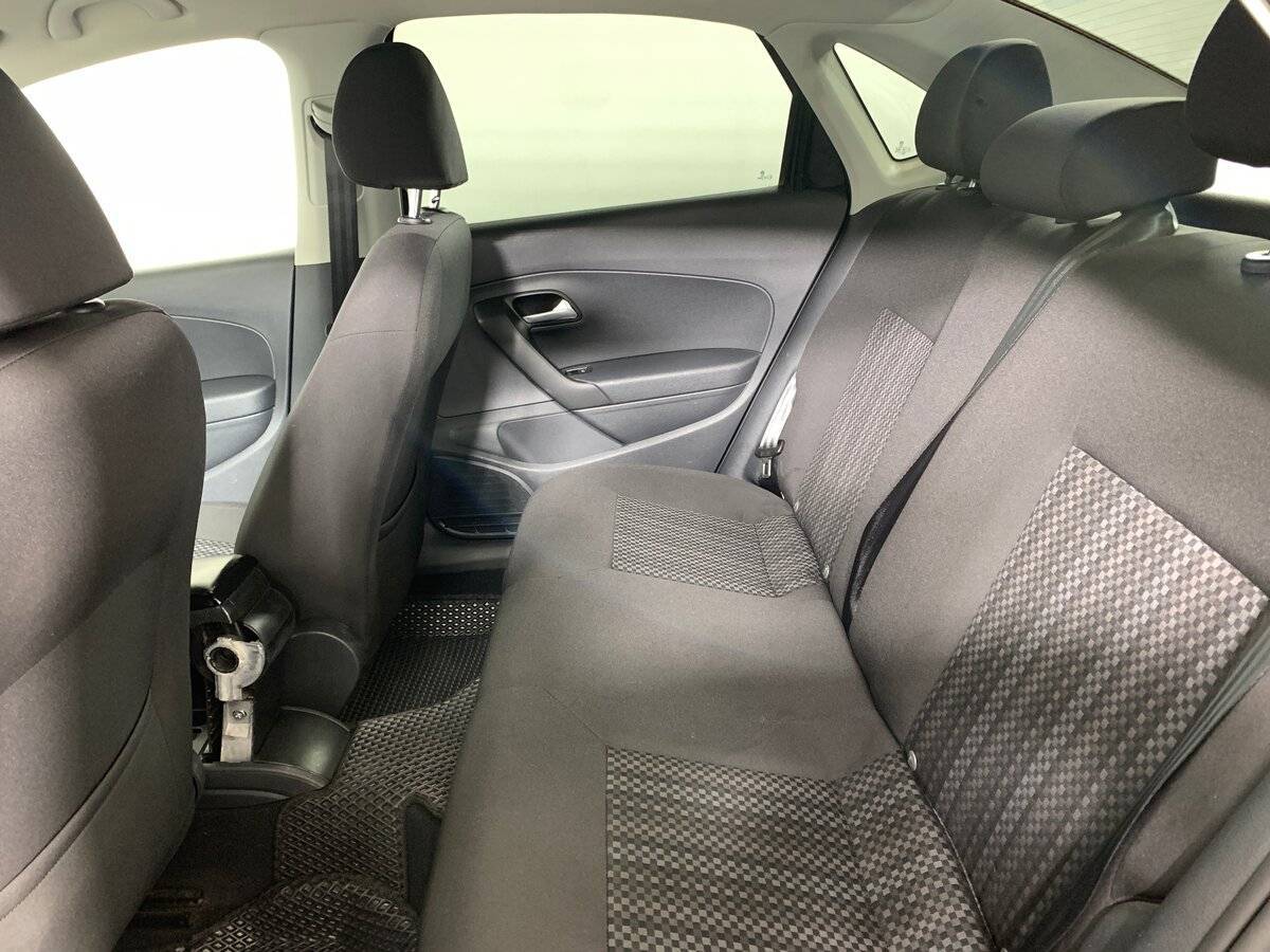 Volkswagen Polo, 2018 Фото №17