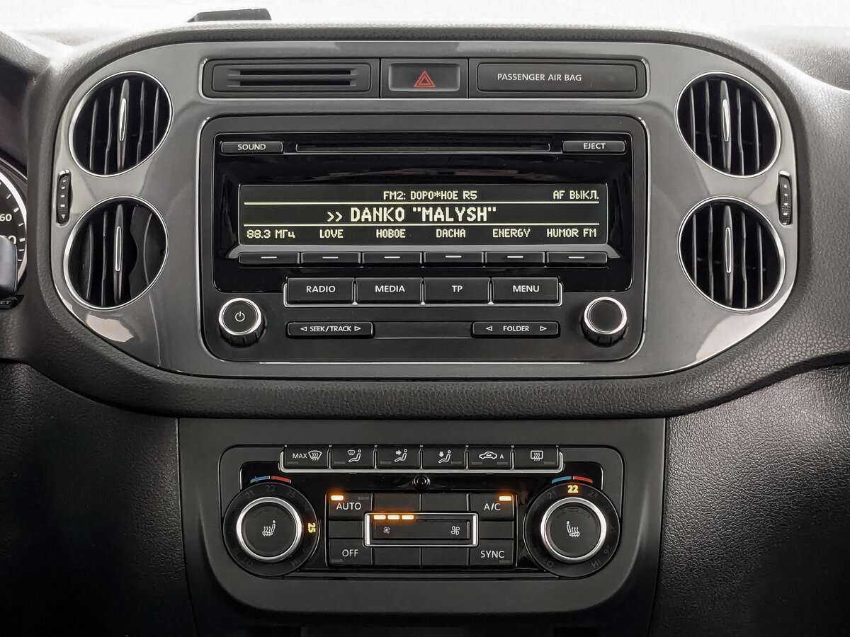 Volkswagen Tiguan, 2015 Фото №13