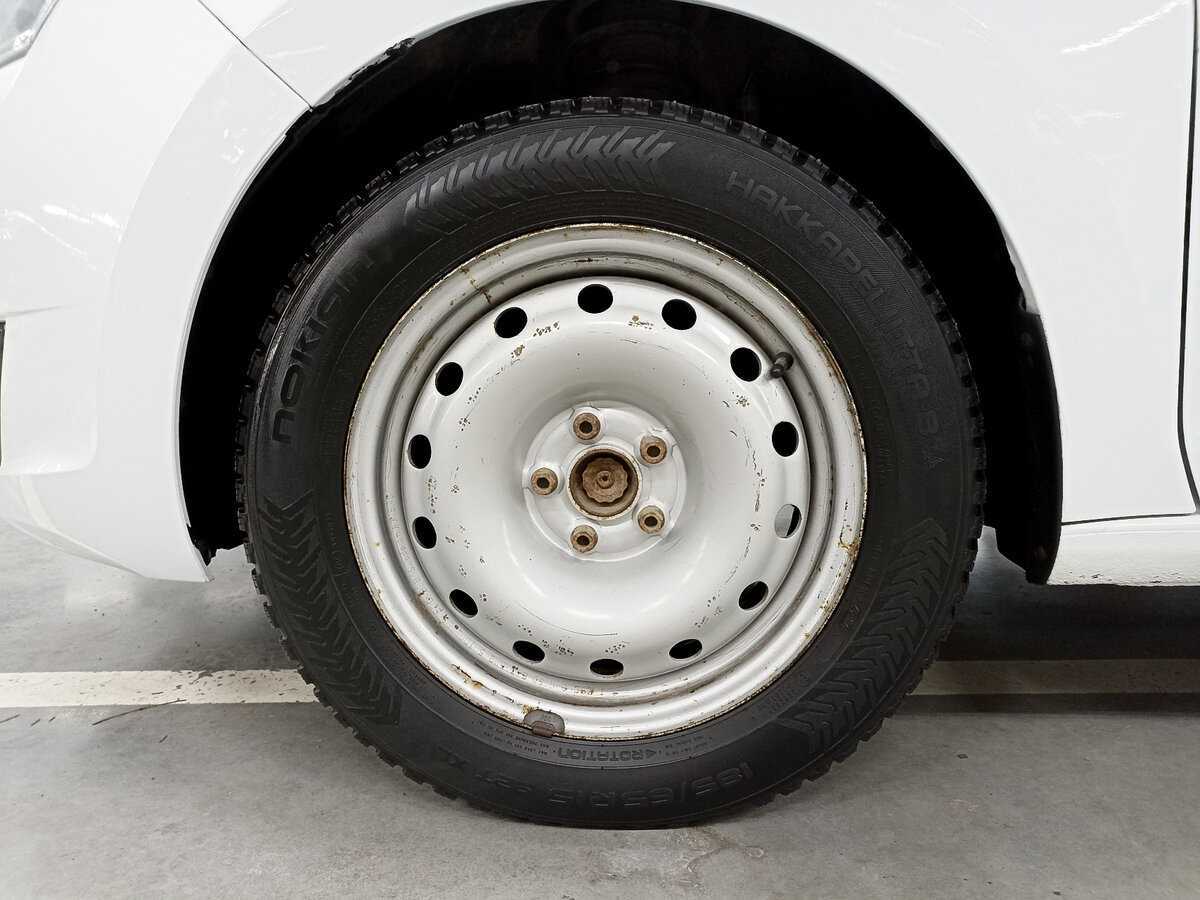 Skoda Rapid, 2019 Фото №18